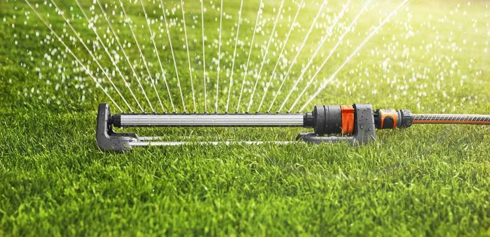 Gardena svyruojantis purkštuvas "Aqua L"