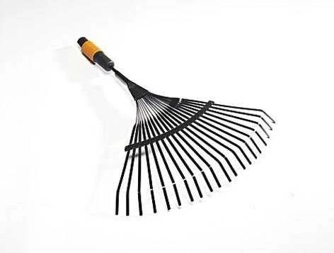 Lapų grėblys vėduoklinis Fiskars QuikFit 135201/1000644, be koto, 560 mm, juoda sp./oranžinė sp.