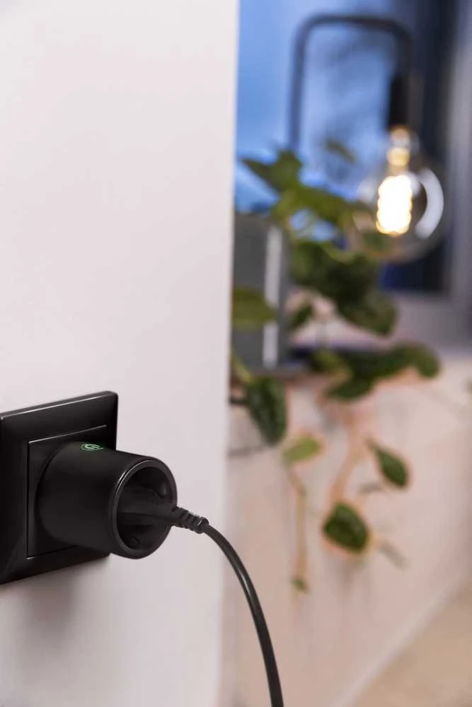 „Ledvance SMART+ Matter“ išmanusis WiFi kištukas, juodas | „Ledvance“