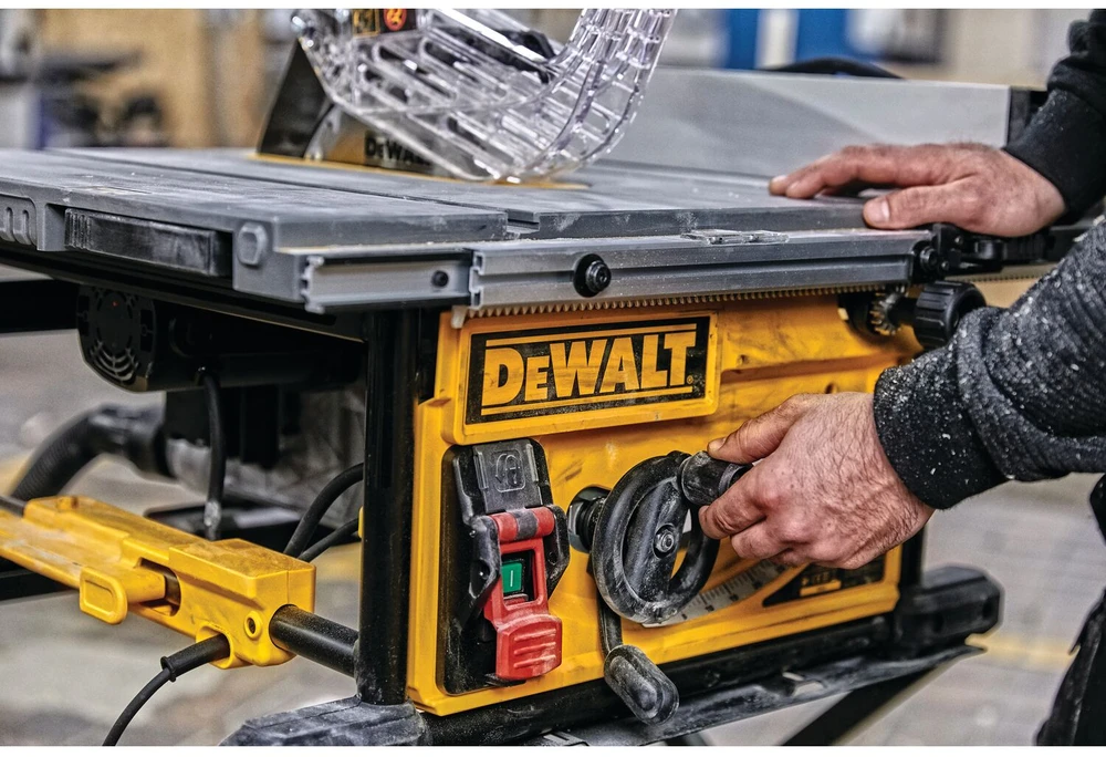 DeWalt pjovimo staklės DWE7492