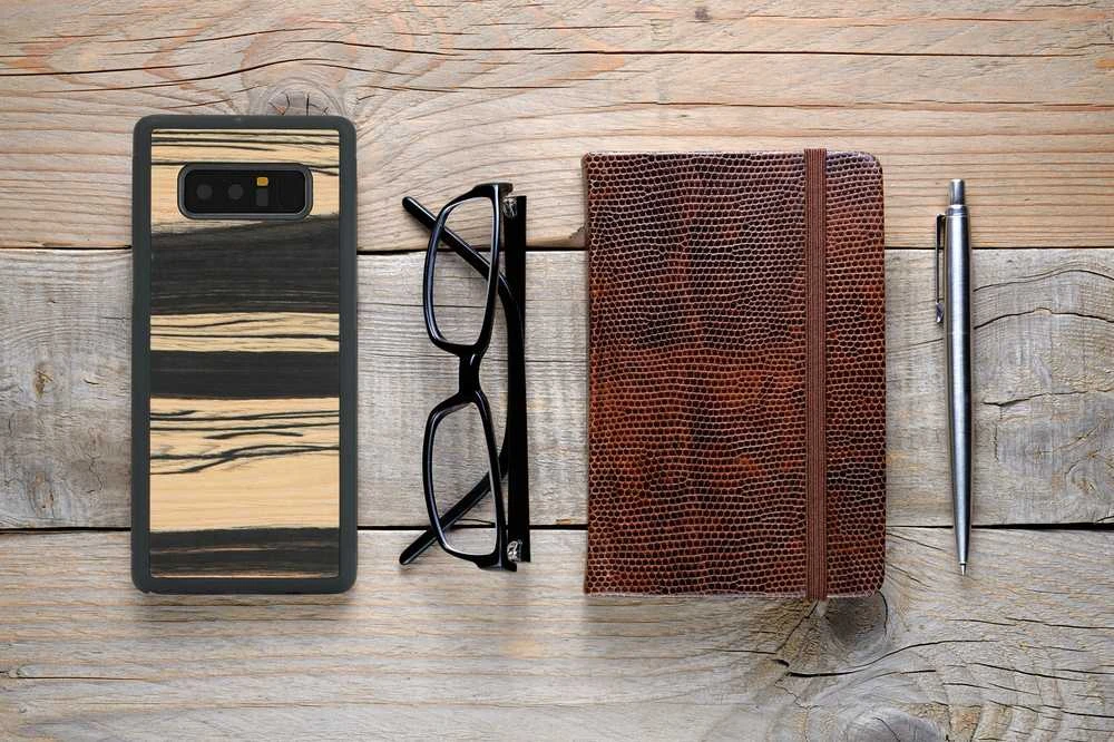 MAN&WOOD išmaniojo telefono dėklas „Galaxy Note 8“ baltas, juodmedis