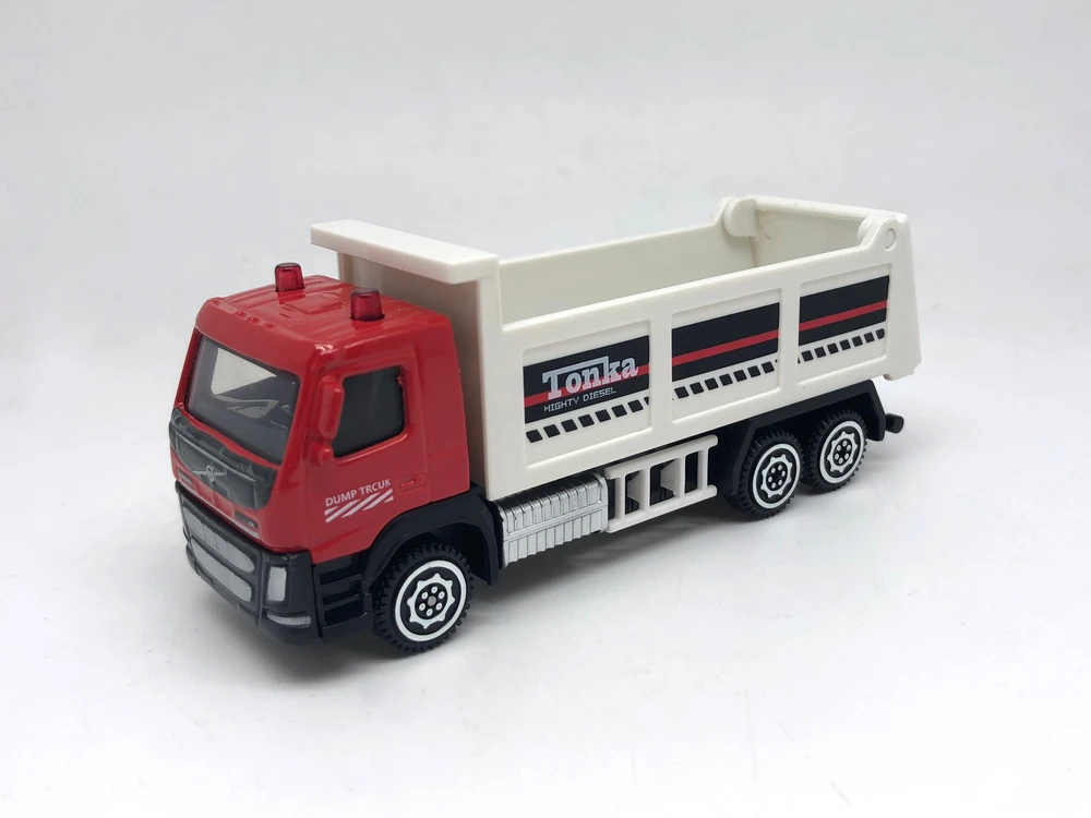 MSZ Sunkvežimis VOLVO, 1:72