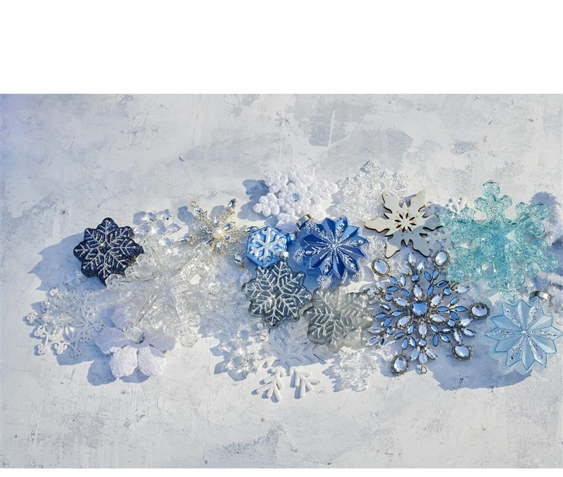 None Christmas Tree toy Decoris Snowflake. 10 cm