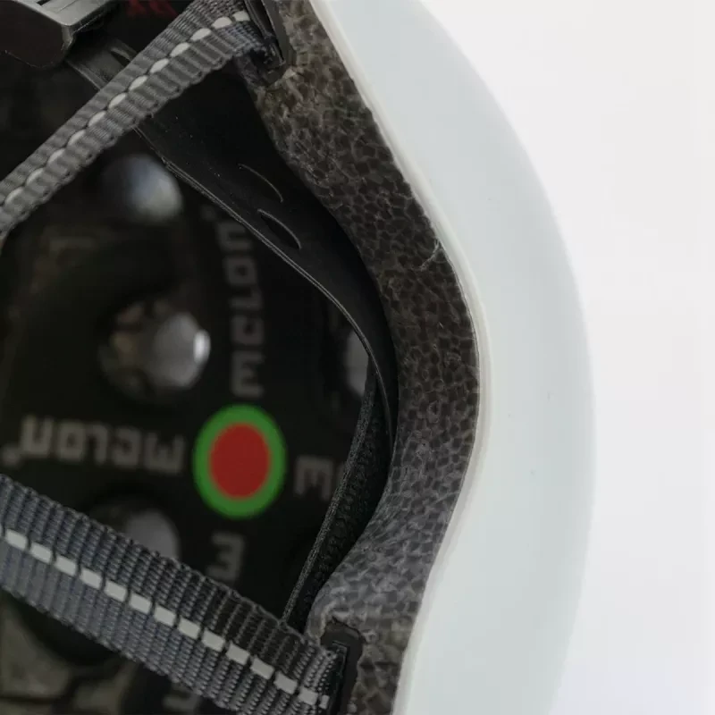 None Šalmas MELON užmerktomis akimis, XL,