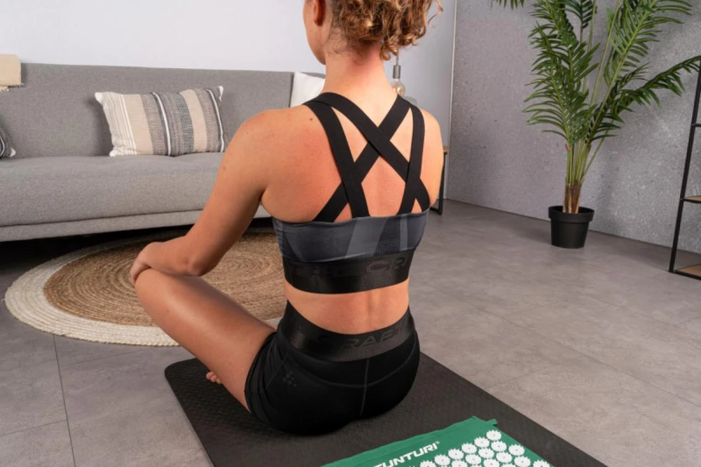 Kilimėlis TUNTURI ACUPRESSURE MAT AND PILLOW Žalias