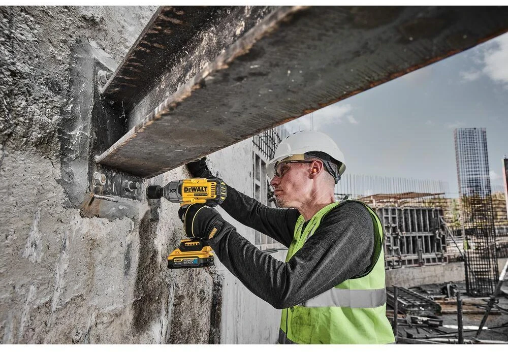 None Smūginis veržliasūkis DeWalt DCF900H2T-QW; 18 V; 2x5,0 Ah akum.