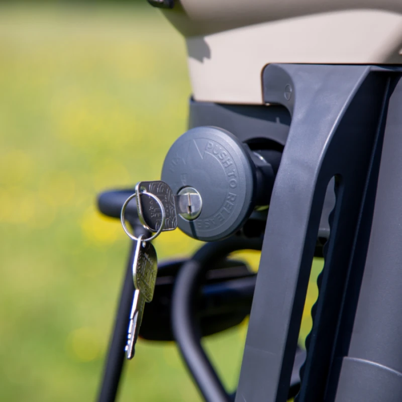 None URBAN IKI Ta-ke Easyfix baby stroller, Icho Žalias/Bincho Juodas