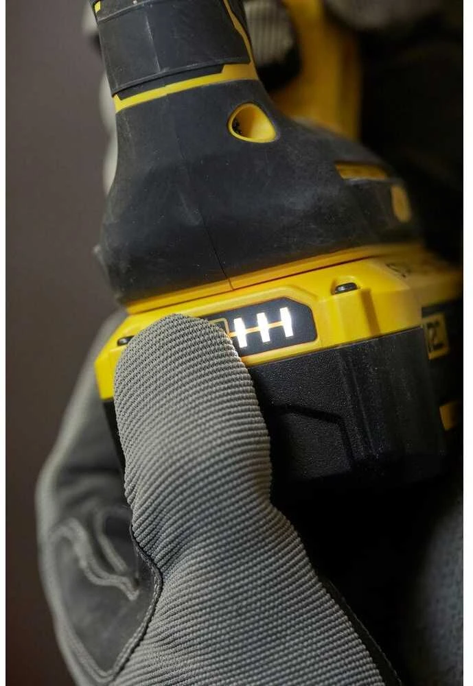 Perforatorius Stanley SFMCH900M22-QW; 2,0 J; SDS-plus; 18 V; 2x4,0 Ah akum.