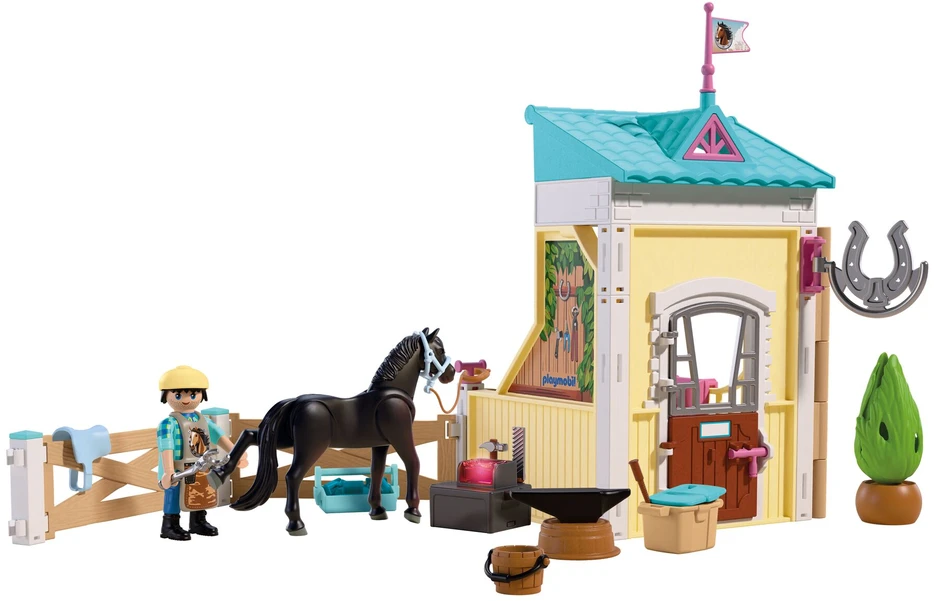 PLAYMOBIL - Small Stable with Farrier (72131)