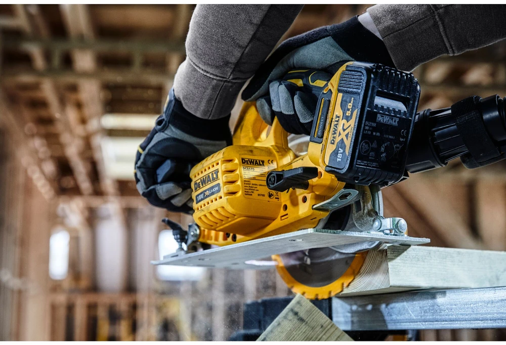 Ripzāģis Dewalt DCS570P2-QW, 18 V