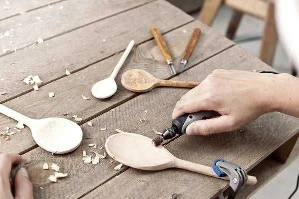 Dremel 2050-15 STYLO multifunkc. įrankis su 15 priedų 9 W