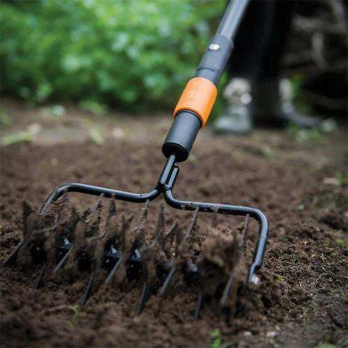 Rušinātājs Fiskars 136524/1000689, nerūsējošais tērauds, 30.5 cm