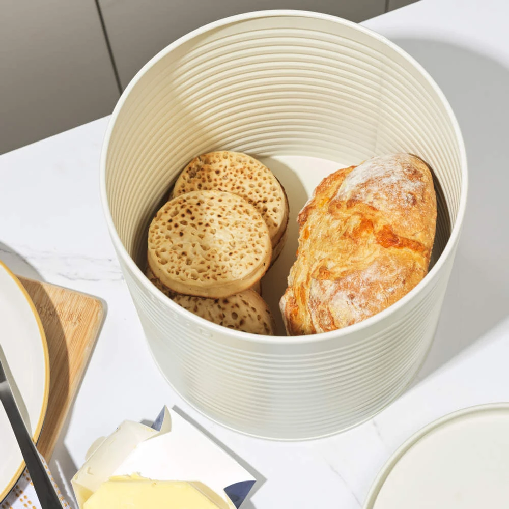 Russell Hobbs RH03269CEU7 Ribbed Bread Bin, Kreminis