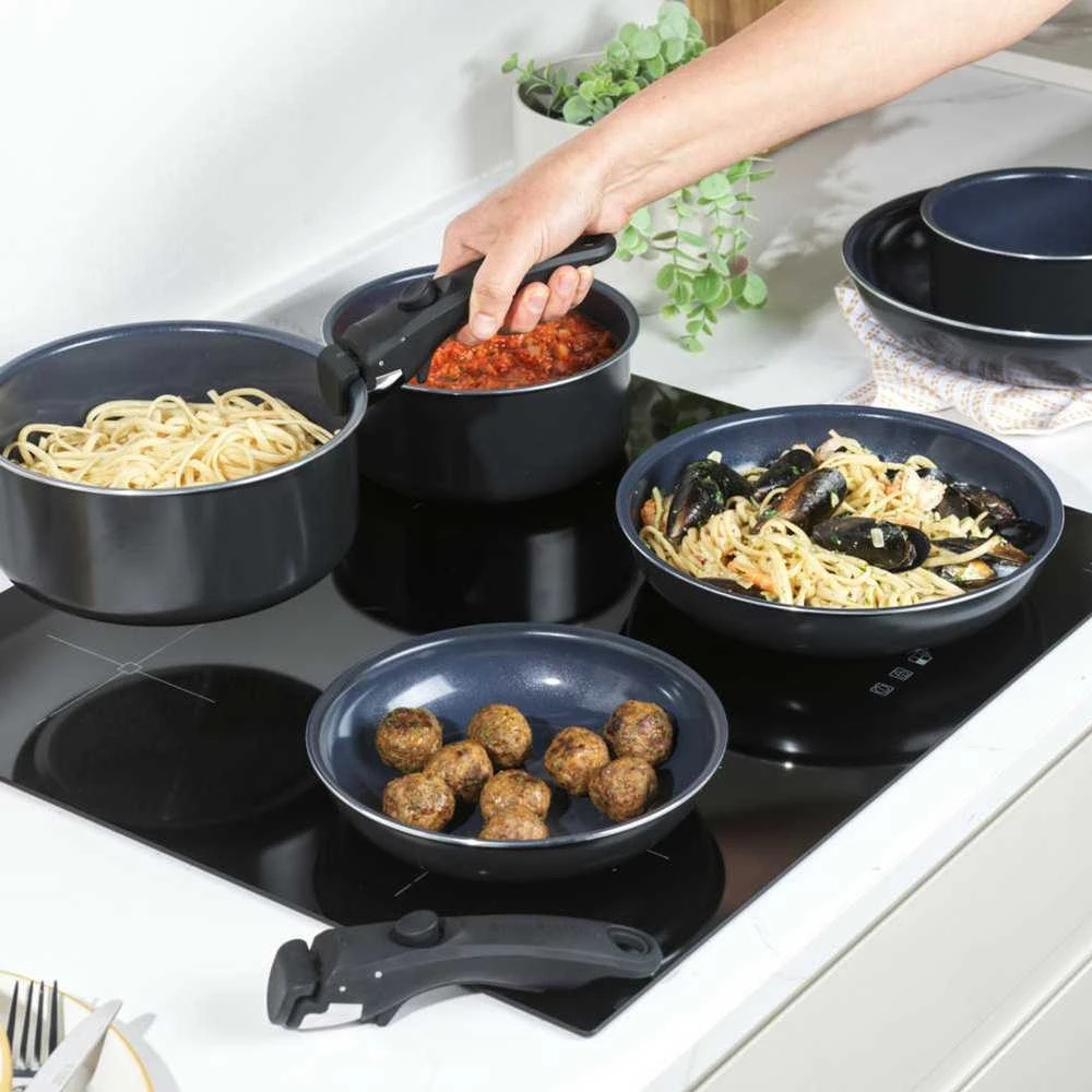 Russell Hobbs RH03321EU7 keptuvių rinkinys, 8 vnt.
