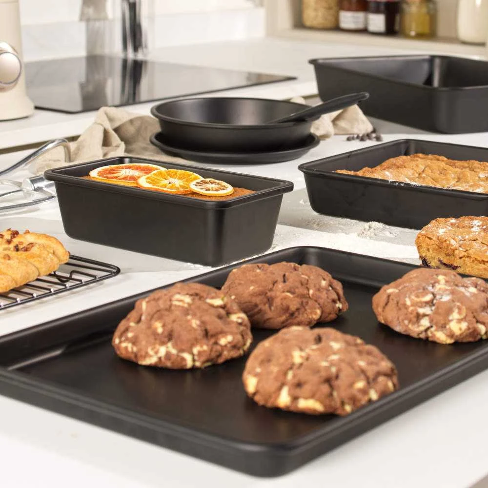 Salter BW125521EU7 Bakes 27cm Loaf Pan