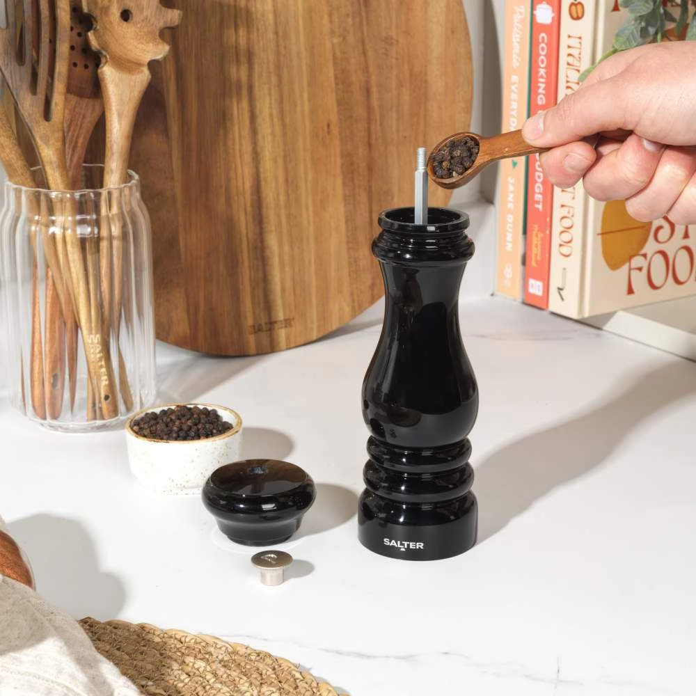 Salter BW13676EU7 Chester Salt & Pepper Mill Juodas