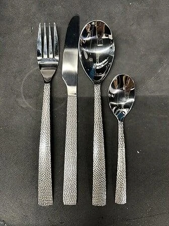 Secret De Gourmet Stalo įrankių komplektas. pilka. 24 vnt
