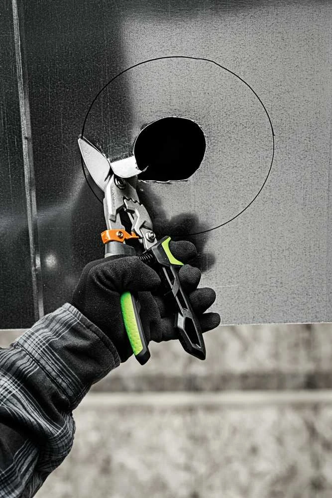 Fiskars PowerGear aviacijos pjovimo poslinkis dešinėje