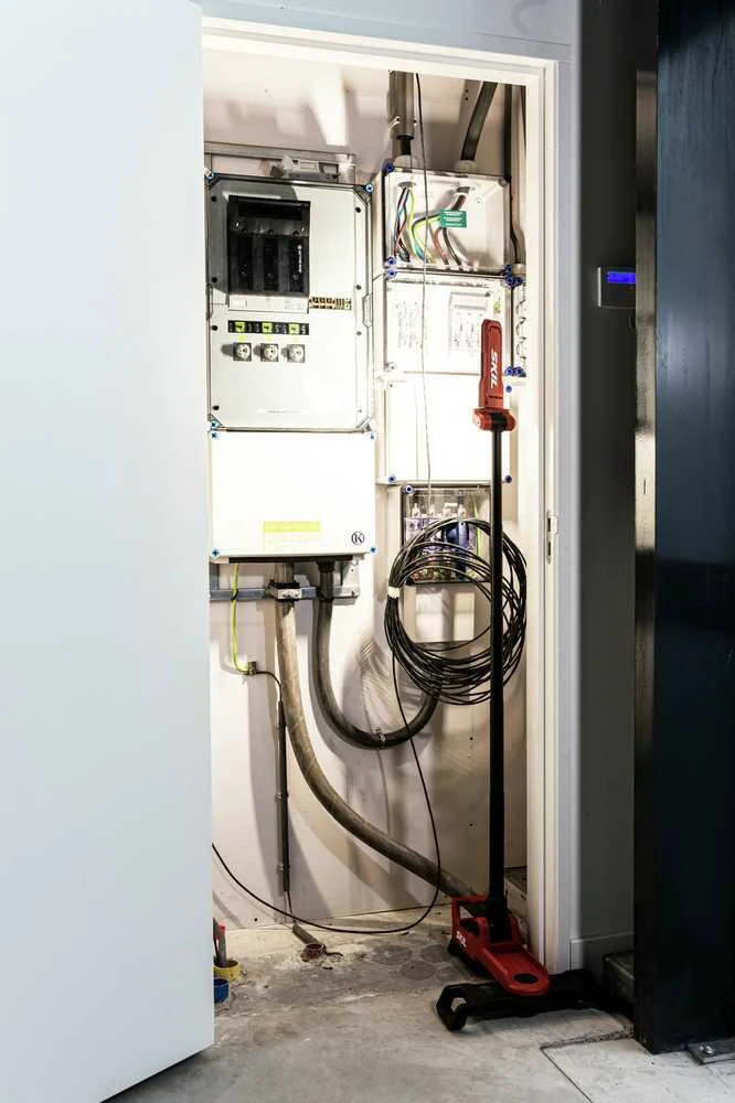 Darbinis šviestuvas Skil 3165 CA; 20 V (be akumuliatoriaus ir pakrovėjo)