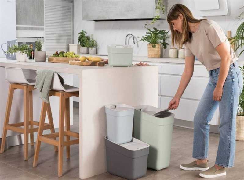 Rūšiavimo šiukšliadėžė CURVER, 30 l, antracito sp.