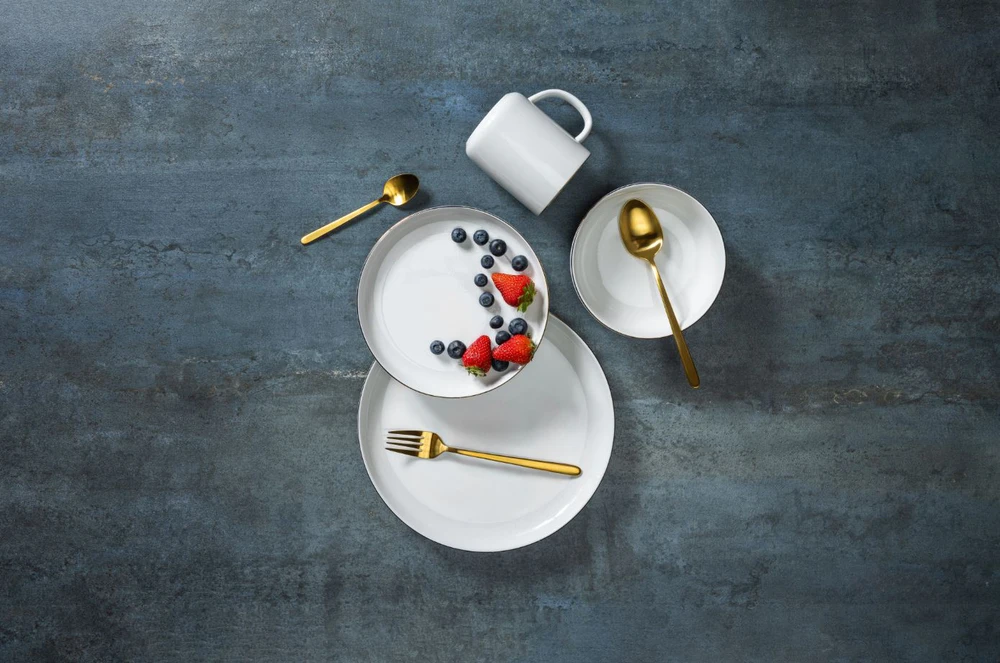 Domoletti PLATE WITH GOLD RIM Baltas 19CM