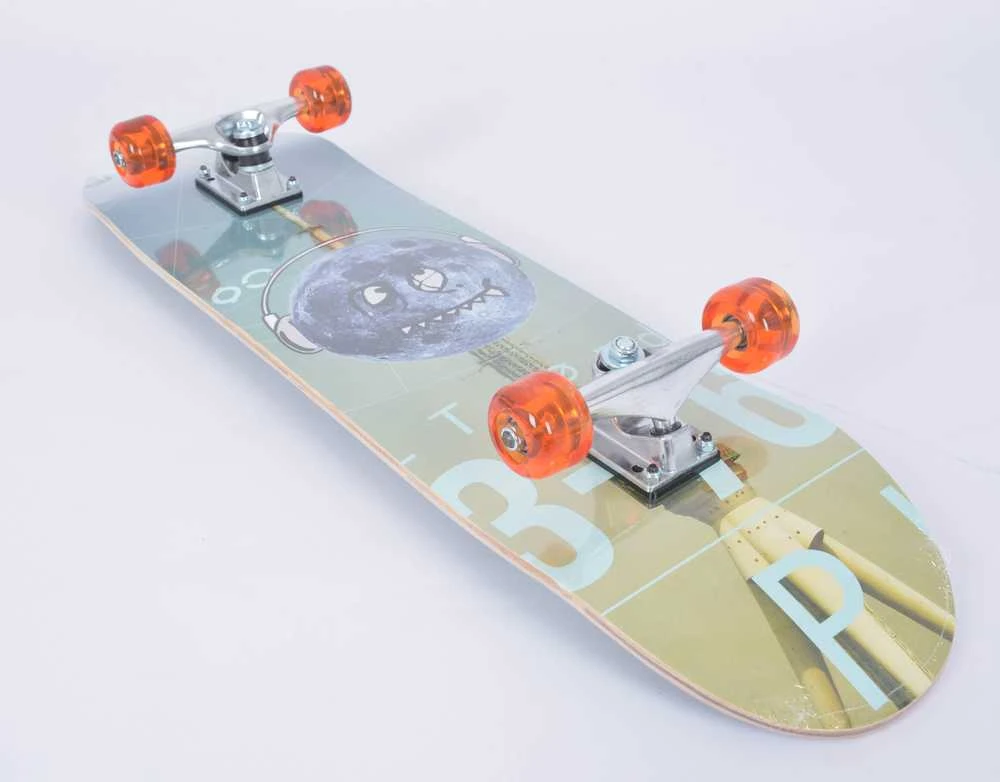 Outliner 31X8INCH SKATEBOARD ROCKET
