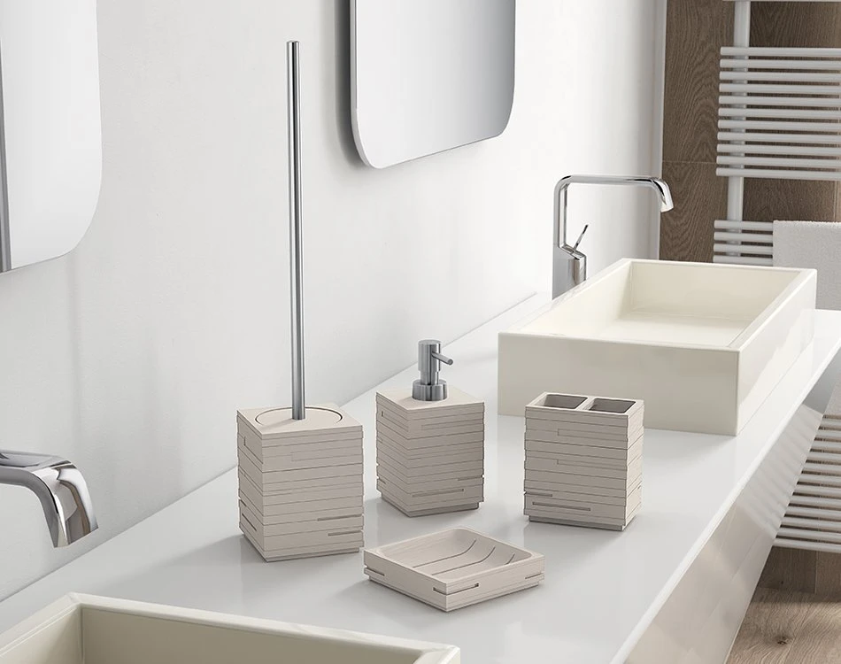 Skystojo muilo dozatorius GEDY QUADROTTO QU81-66, 0,42 l