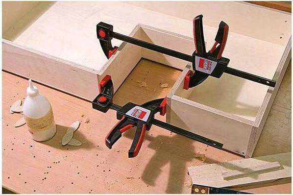 Spaustuvas Bessey EZM15-6, 75 kg, plastikas, 15 cm x 6 cm