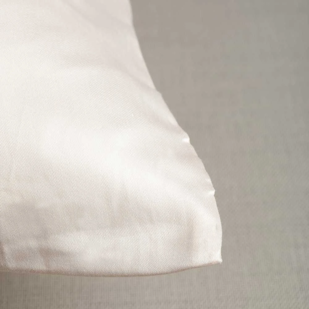 Domoletti UŽVALK PAGALVĖS SATIN 70X70 CM SMĖLIO