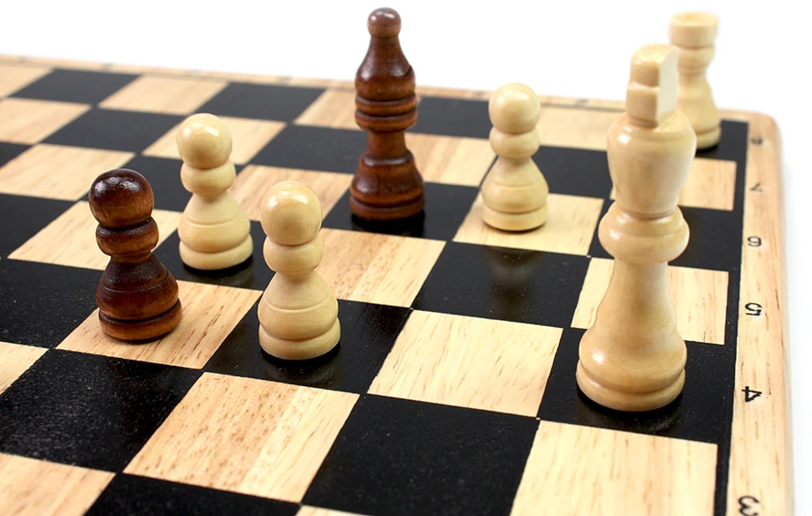 Tactic Šachmatai (metalinėje dėžutėje)