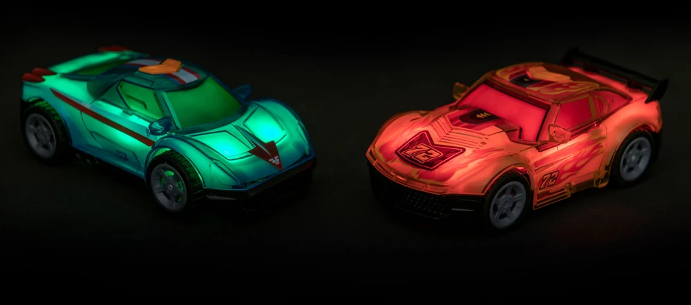 TEAMSTERZ Automobilis su šviesomis, 12,5 cm