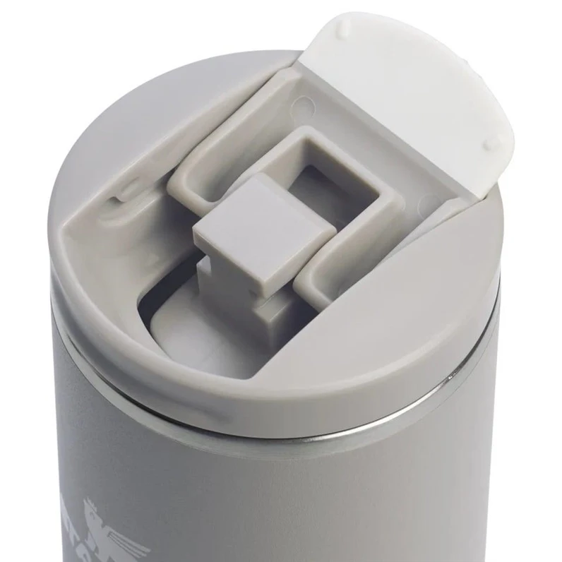 Termopuodelis Stanley The Transit Fliptop. 0.470 l. pilka