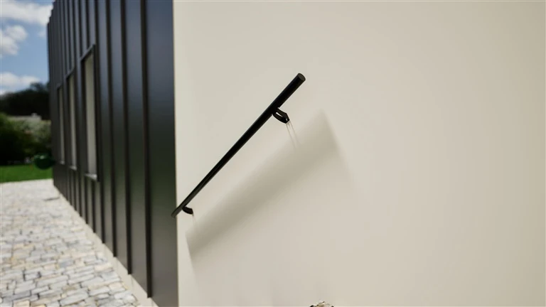 Turėklas Minka 46323 SECURA WALL. juodas. 1.5 m