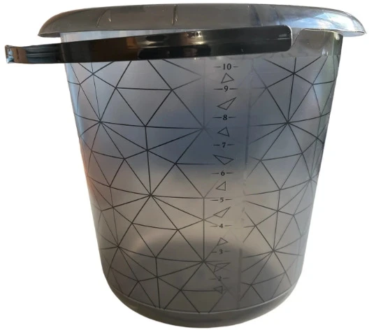 Ūkio kibiras Keeeper Polygon, 10 l, skaidrios/juodos spalvos.