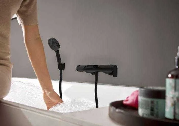 Vonios maišytuvas Hansgrohe Vivenis 75420670, juodas matinis