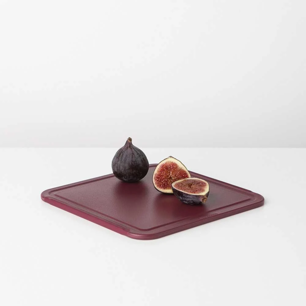 Pjaustymo lentelė Brabantia, raudona, 26.7 cm x 26.7 cm