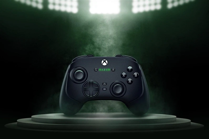 Razer | Belaidis „Esports“ valdiklis, skirtas „XBOX“ / asmeniniam kompiuteriui | Wolverine V3 Pro | Juodas