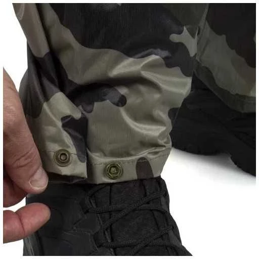 Mil-Tec CCE Camo Wet Weather Suit neperšlampamas kostiumas drėgnam orui