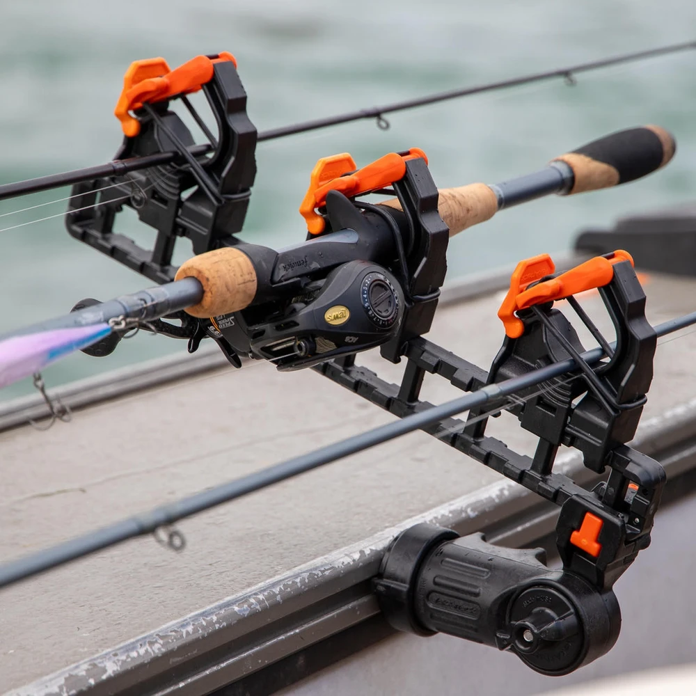 YakAttack SideStage Pro Rod Rack šoninis meškerių laikiklis su TurnKey adapteriais (pora)