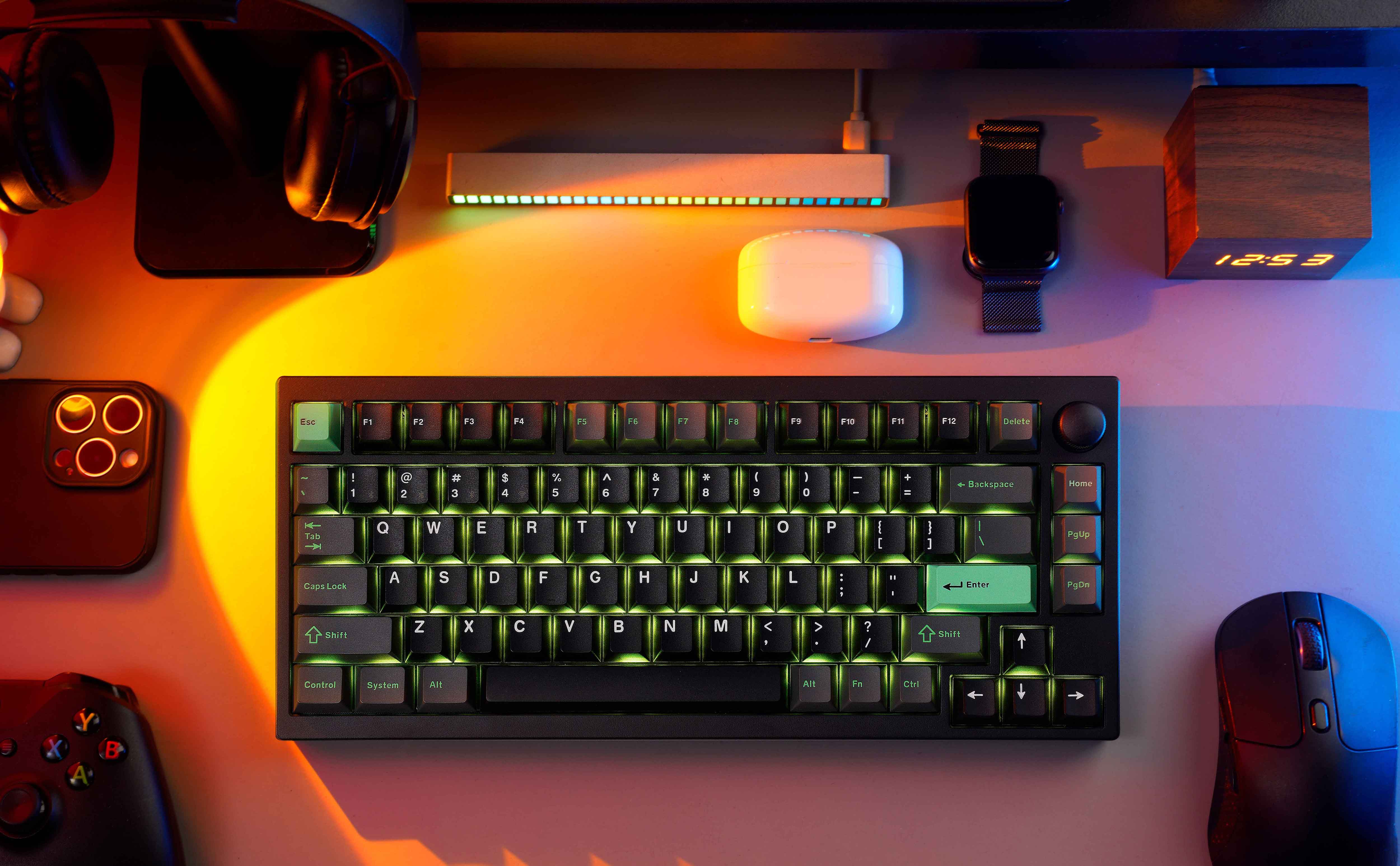 Klaviatūra Keychron Lemokey P1 Magnetinė Hall Effect (Juoda) - Gateron Double-Rail Magnetic Nebula Switches aprašymas - Prekės nuotrauka
