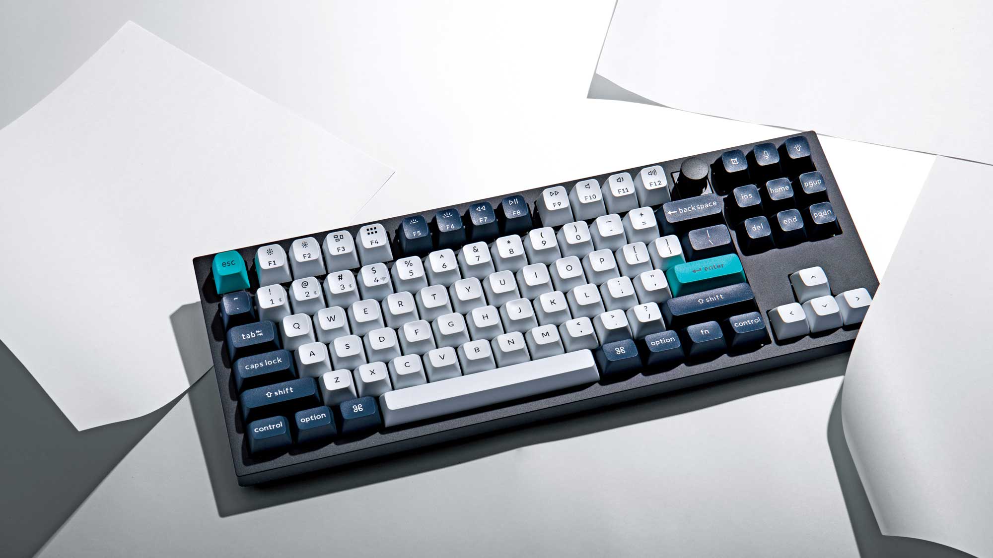 Klaviatūra Keychron Q3 Max (Carbon Juodas) - Gateron Jupiter Raudona Switches aprašymas - Prekės nuotrauka Klaviatūra Keychron Q3 Max (Carbon Juodas) - Gateron Jupiter Raudona Switches aprašymas - Prekės nuotrauka