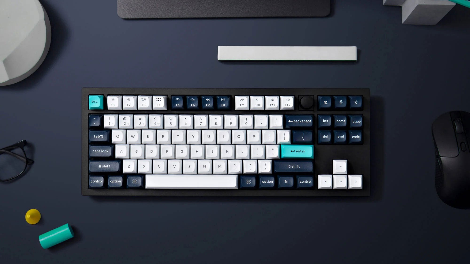 Klaviatūra Keychron Q3 Max (Carbon Juodas) - Gateron Jupiter Raudona Switches aprašymas - Prekės nuotrauka Klaviatūra Keychron Q3 Max (Carbon Juodas) - Gateron Jupiter Raudona Switches aprašymas - Prekės nuotrauka
