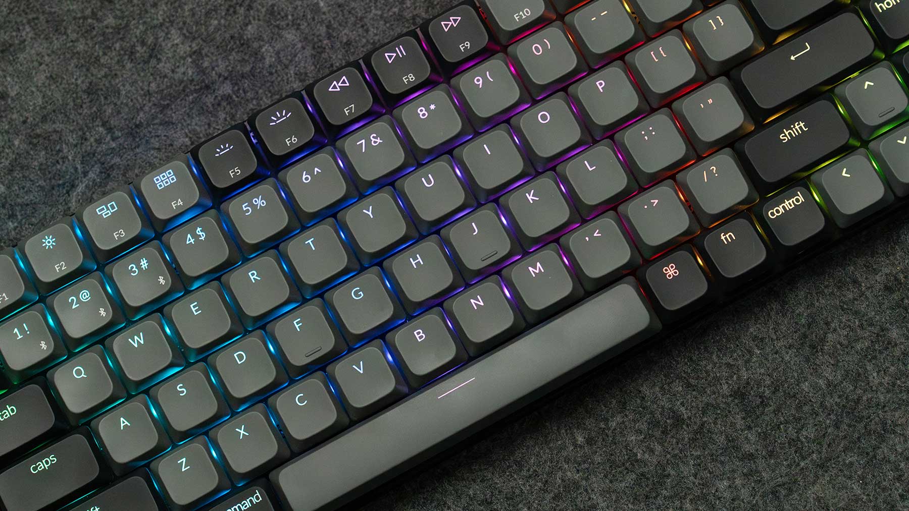 Klaviatūra KEYCHRON K3 RGB K3X-B3, juoda aprašymas - Prekės nuotrauka