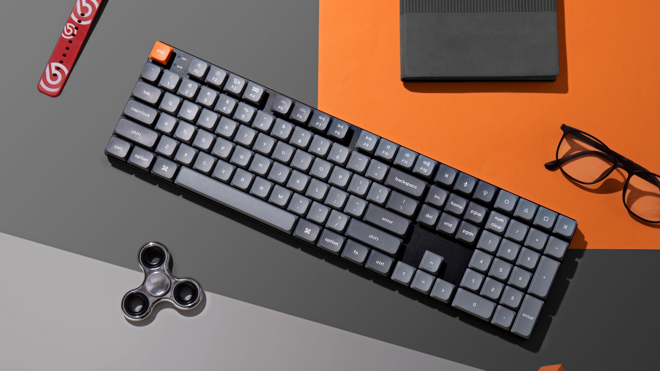 Žemo Profilio Klaviatūra Keychron K5 QMK (Juoda) - Low Profile Gateron Raudona Switches aprašymas - Prekės nuotrauka