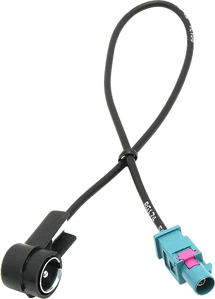 VW Golf 5 antenos adapteris su jungtimis
