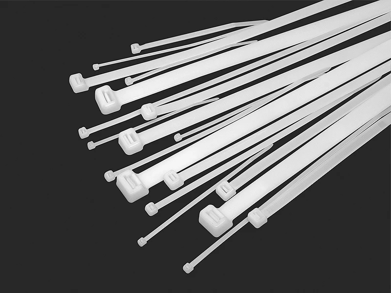 Blow Kabelinė raištelis 4.2x400 mm baltas