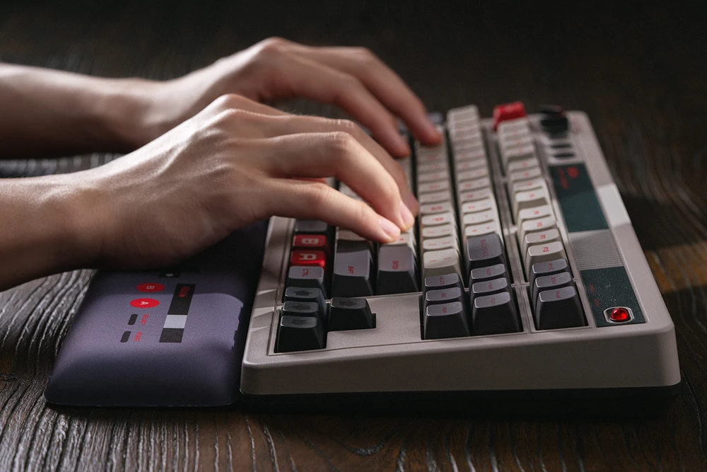 8BitDo Mechaninė klaviatūra Ed.94 | M