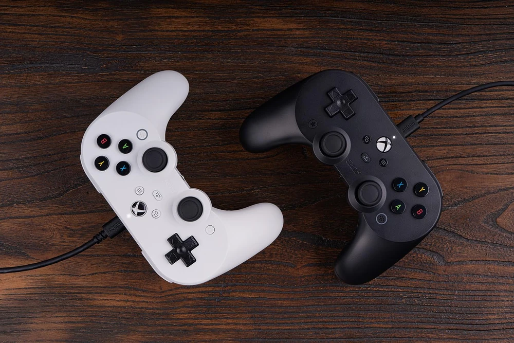 8BitDo - Pro Wired Gamepad 2 - XBOX (Juodas)