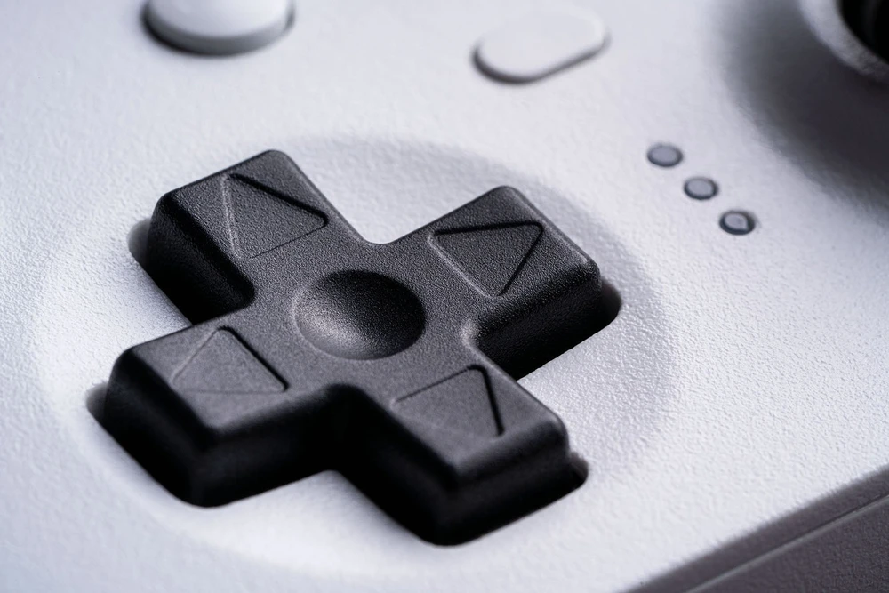 8BitDo Ultimate Controller with Charging Dock BT - Baltas