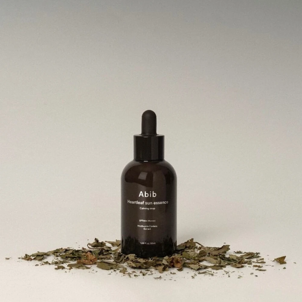 Abib Heartleaf Sun Essence Calming Drop SPF 50+ PA++++ raminantys apsauginiai lašai nuo saulės, 50 ml
